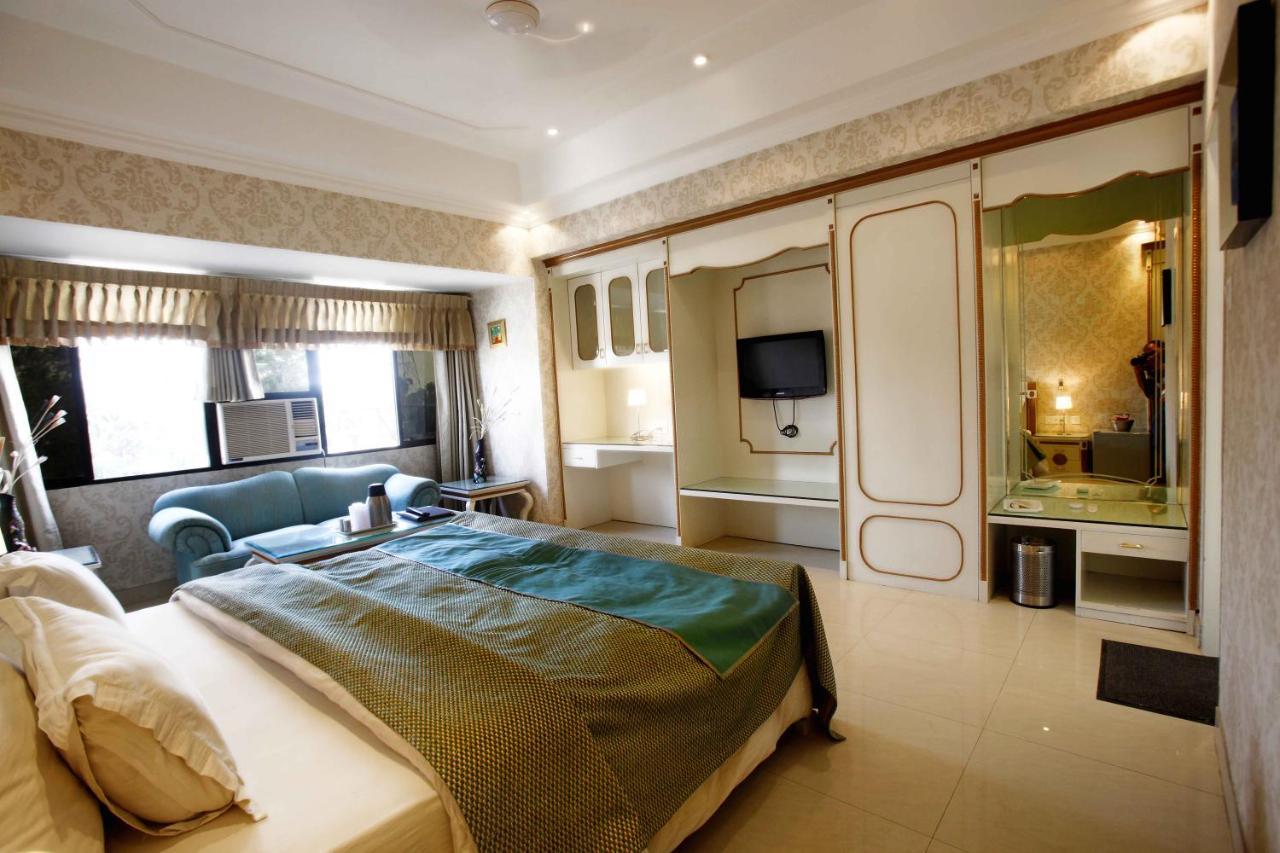Shivoy Hotel Gorakhpur Bagian luar foto